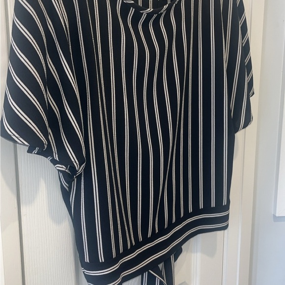 Women’s black and white dress top open back going out top Size S - Picture 3 of 5